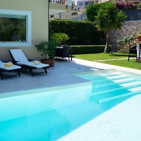 Villa Almond *