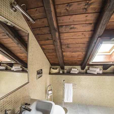 Villa Almond *